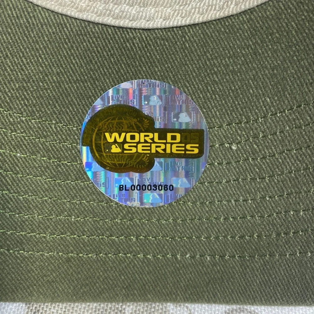 2005 Astros World Series cap‎